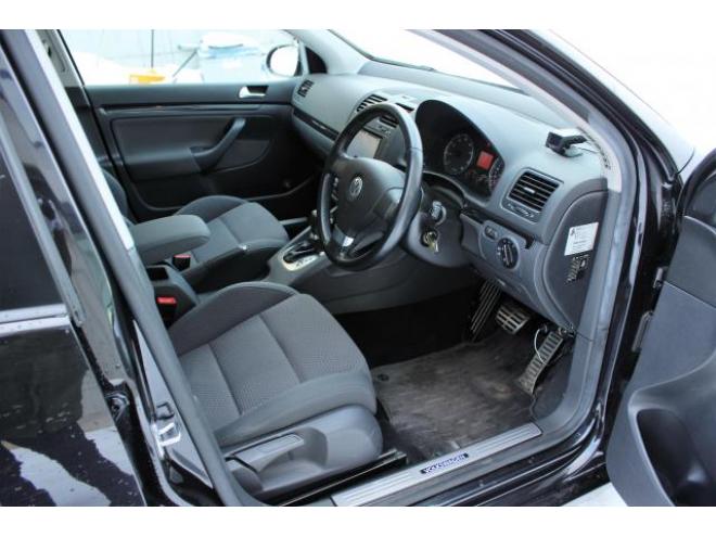 ワーゲンVWゴルフ　GT　TSI 1400 5Dr