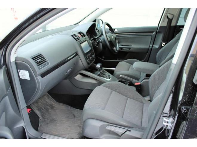 ワーゲンVWゴルフ　GT　TSI 1400 5Dr