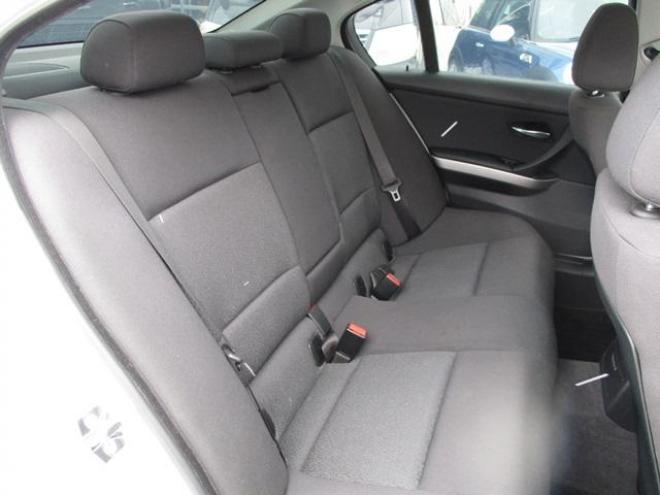 BMW320i 2000 5Dr