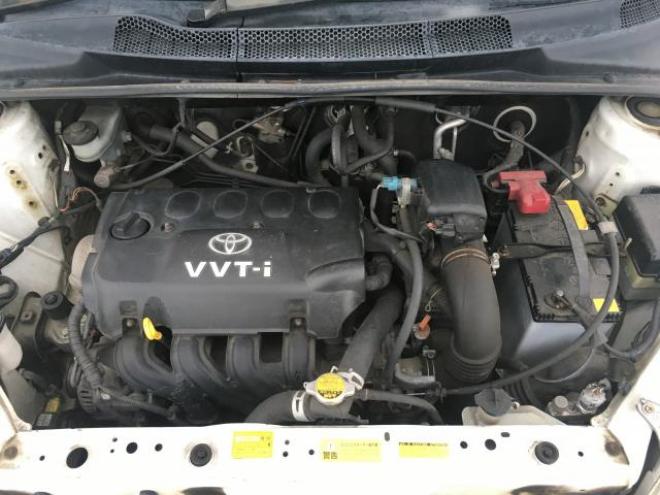 ヴィッツ 4WD 1300 5Dr
