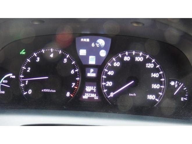 レクサス600h Iパッケージ 4WD 4WD 5000 4Dr