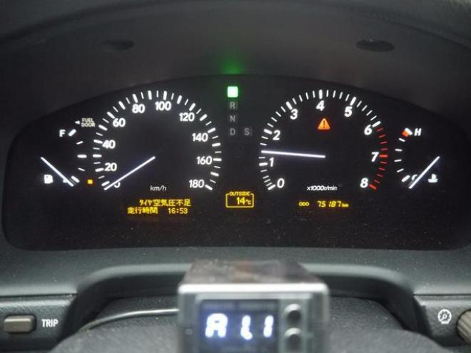 セルシオＡ仕様　ｅＲバージョン　サンルーフ　革シート　エアロ 4300