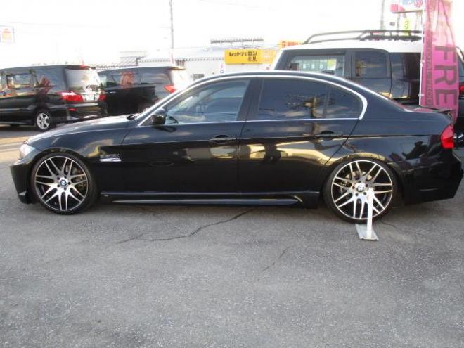 BMW325iハイラインパッケージ 2500 5Dr