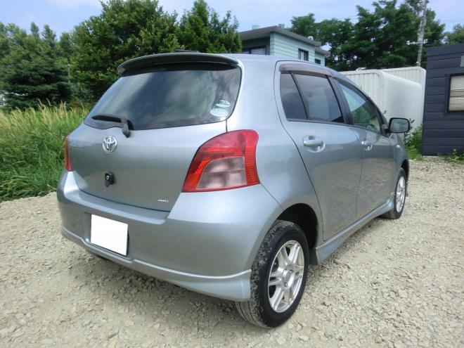 ヴィッツFアドバンスドED 4WD 1300 5Dr
