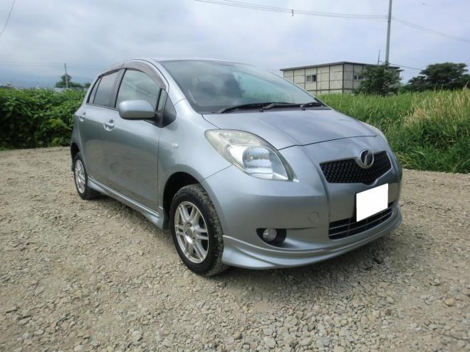 ヴィッツFアドバンスドED 4WD 1300 5Dr