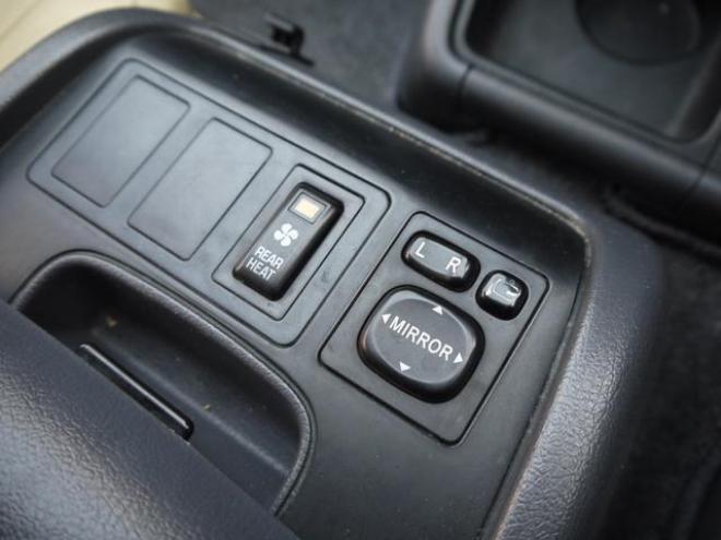 ハイエースバンキャンピング 4WD ディーゼル 3000 4Dr