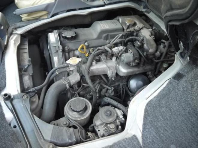 ハイエースバンキャンピング 4WD ディーゼル 3000 4Dr