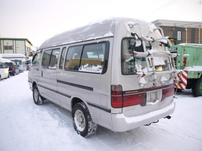 ハイエースバンキャンピング 4WD ディーゼル 3000 4Dr