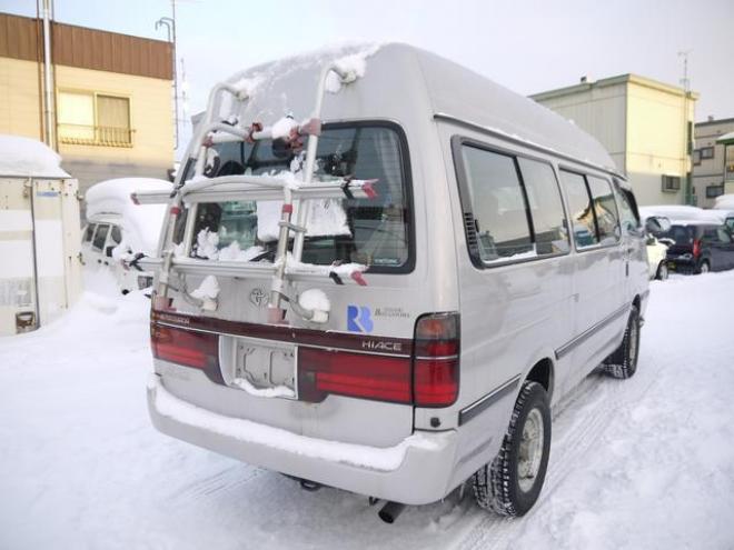 ハイエースバンキャンピング 4WD ディーゼル 3000 4Dr