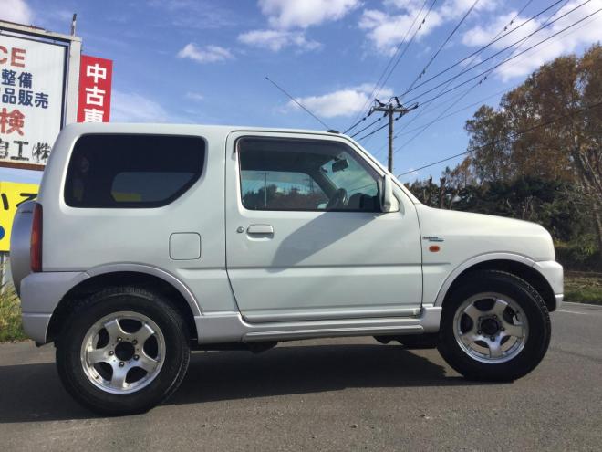 ジムニー特価！ 車検満タン！内外磨き清掃！ エンジンスターター！ワイルドウインドー 4WD 660 3Dr