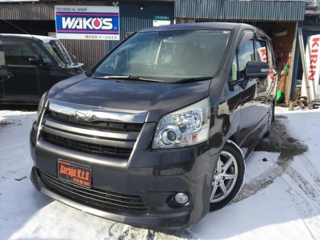 ノア2.0 Si 4WD 車高調 スマートキー PUSHスタート 社外AW 5Dr