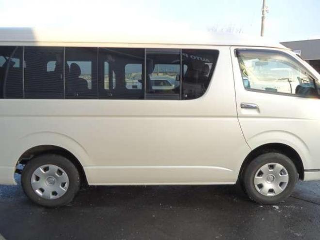 ハイエース2.7 GL ロング ミドルルーフ 4WD 4Dr