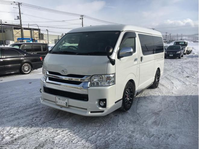 ハイエース 4WD