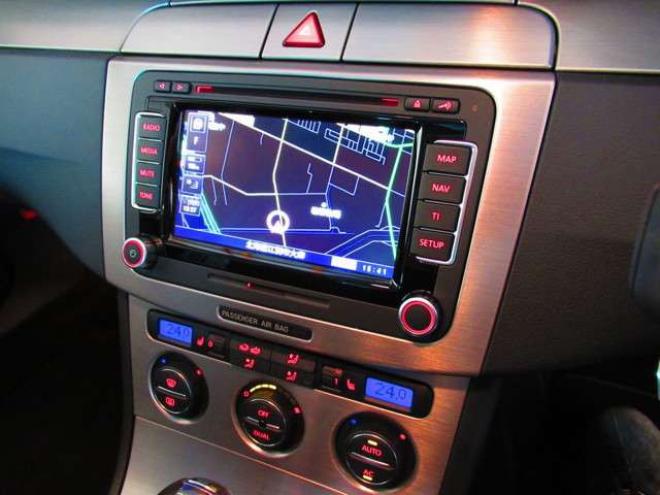 パサートヴァリアントR36 4WD　車検整備付・サンルーフ 正規輸入車 3600 5Dr