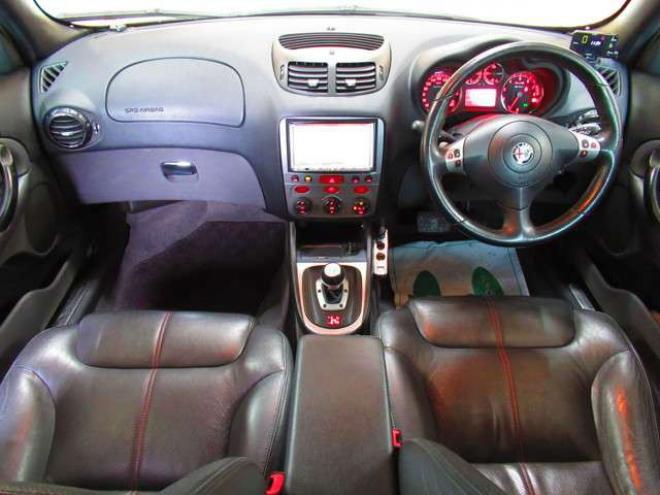 アルファロメオアルファ147 TI 2.0 ツインスパーク セレスピード　 正規輸入車 2WD 2000 5Dr