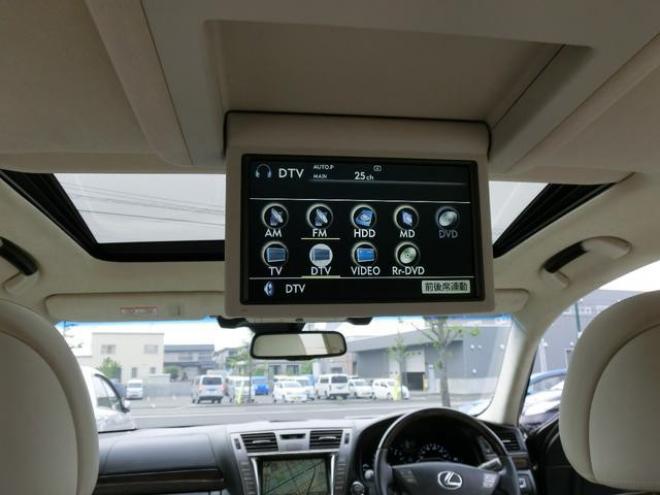 レクサスＬＳ ＬＳ６００ｈＬ後席セパレートシートパッケージ 4WD 5000 4Dr