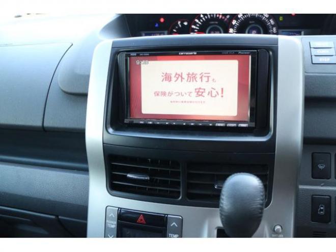 ノアＳｉ　スマートキー　４ＷＤ　アルパインフリップダウンモニター 4WD 2000 5Dr