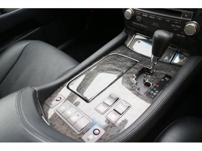 レクサスＬＳ ＬＳ４６０　バージョンＣ 4WD 4600 4Dr