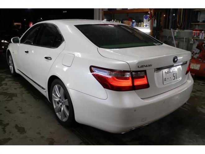 レクサスＬＳ ＬＳ６００ｈ　バージョンＳ　Ｉパッケージ　パワートランク 4WD 5000 4Dr