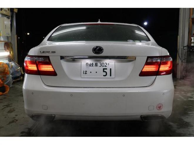 レクサスＬＳ ＬＳ６００ｈ　バージョンＳ　Ｉパッケージ　パワートランク 4WD 5000 4Dr