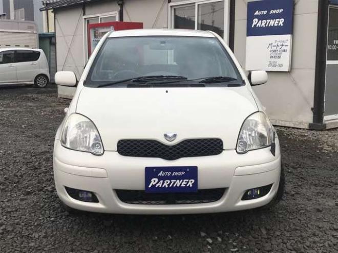 ヴィッツ1.3 F 4WD　Tチェーン車 ETC 1300 5Dr