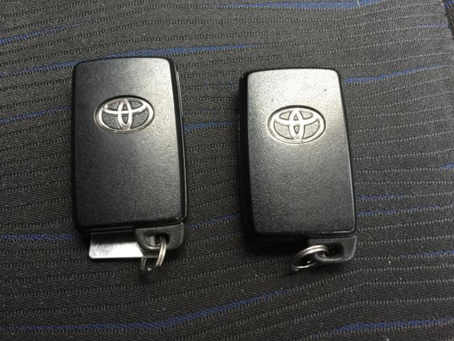 ノアSI　４WD/ETC/バックカメラ/本州仕入れの寒冷地仕様/両側パワースライドドア 4WD 2000 5Dr