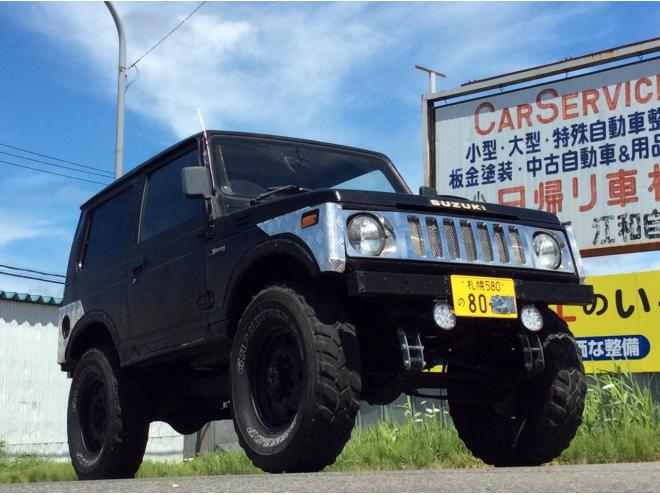 ジムニー今回限りの限定プライスカー4インチUP！コーナーガード！つや消しブラック全塗装！メッキグリル！大系タイヤサイドカット！ 4WD 660 3Dr