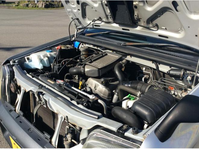 ジムニー今日から乗れる！XA 内外磨き清掃！下回りアンダーコート！ リビルドタービン済み！4WD 660 3Dr