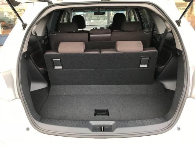 マークXジオ２４０Ｆ エアロツアラ―　☆特別限定車☆　純正ＨＤＤナビ（ミュージックサーバー・バックカメラ）　エアロツアラーバンパー・グリル　ＥＮＫＥＩ ＳＭＡＣＫ１６インチＡＷ　プッシュスタート　オートライト　スマートキー　７人乗り　ＥＴＣ　ＨＩＤ　タイミングチェーン　カタログ燃費１２．０km/Ｌ　４WD 2400 5Dr