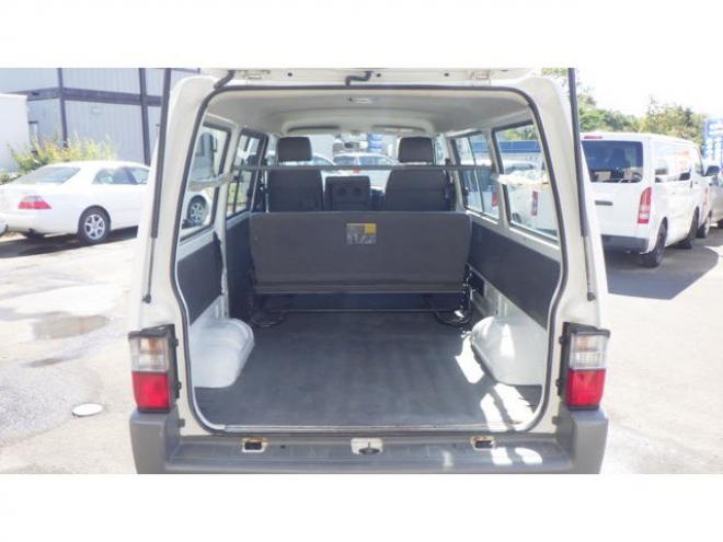 バネット2.0 DX ディーゼルターボ 4WD　 2000 4Dr