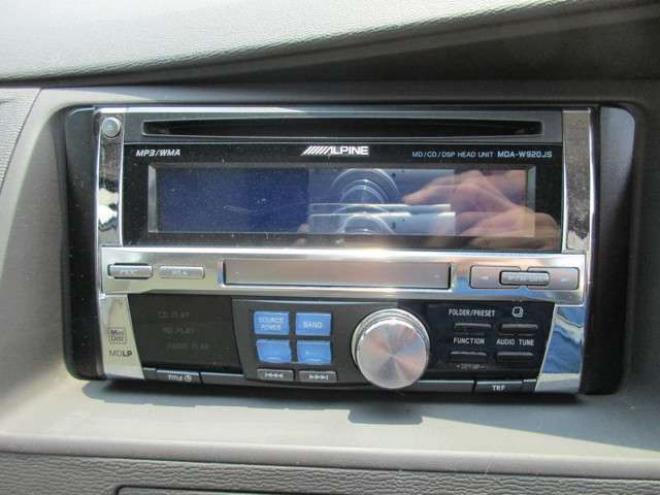 アイシス2.0 G 4WD　左パワースライドドアー 2000 5Dr