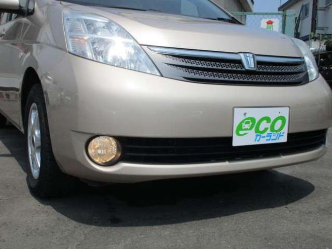 アイシス2.0 G 4WD　左パワースライドドアー 2000 5Dr