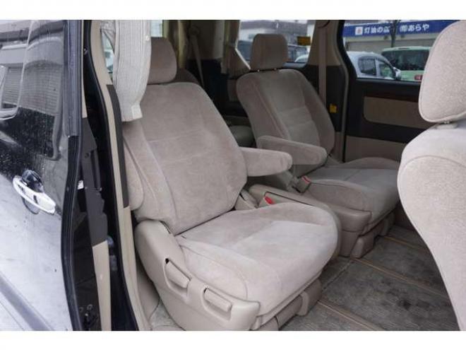 アルファードハイブリッド2.4 Gエディション 4WD　純HDDツインモニター　レーダークルーズ 2400 5Dr