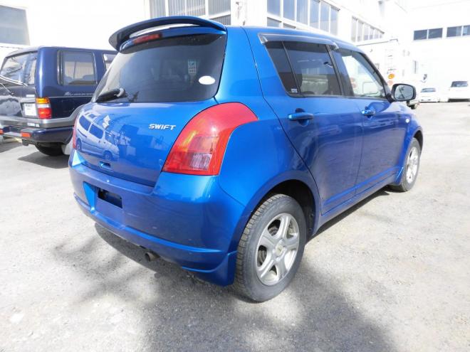 スイフト４WD　 4WD 1300 5Dr