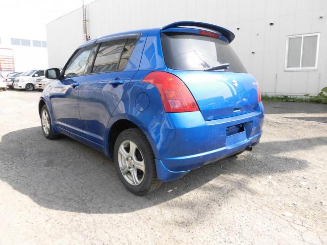 スイフト４WD　 4WD 1300 5Dr