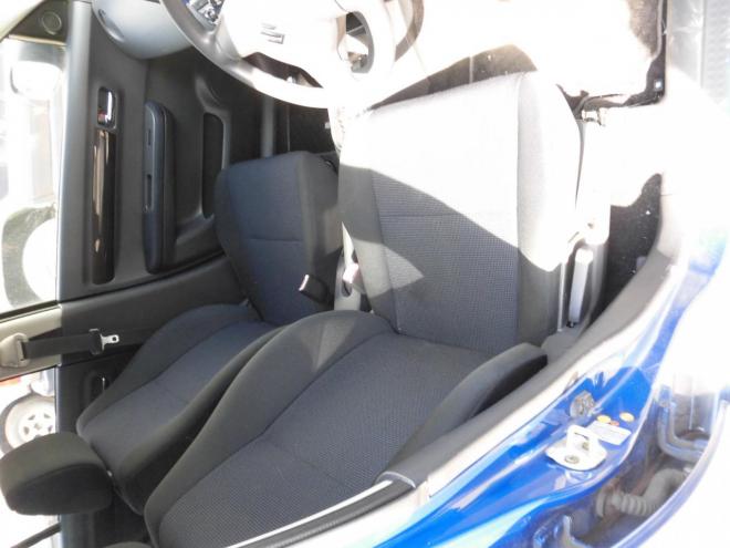 スイフト４WD　 4WD 1300 5Dr