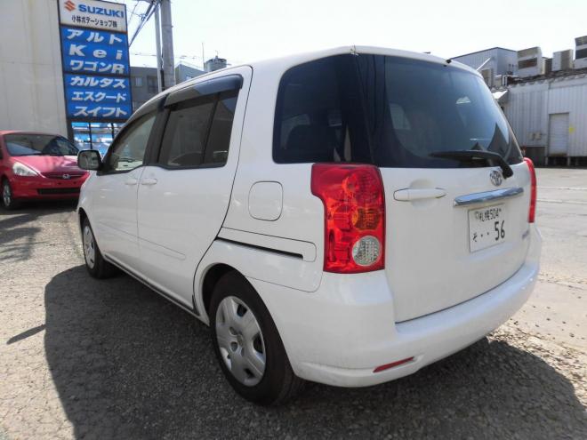 ラウム 4WD 1500 5Dr