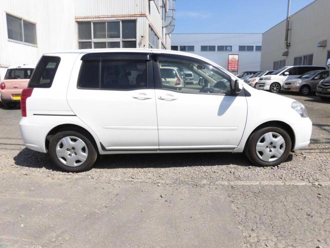 ラウム 4WD 1500 5Dr