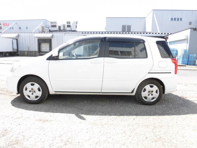 ラウム 4WD 1500 5Dr