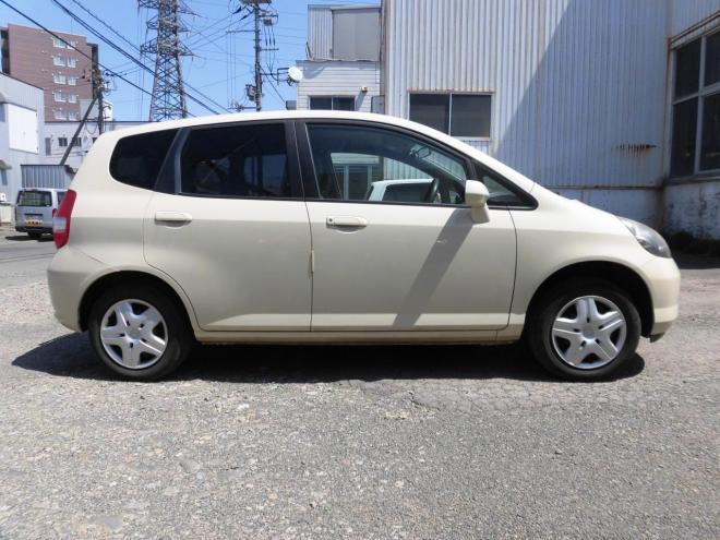 フィット１．３A　４WD 4WD 1300 5Dr