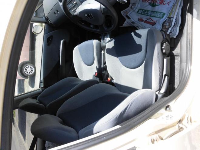 フィット１．３A　４WD 4WD 1300 5Dr