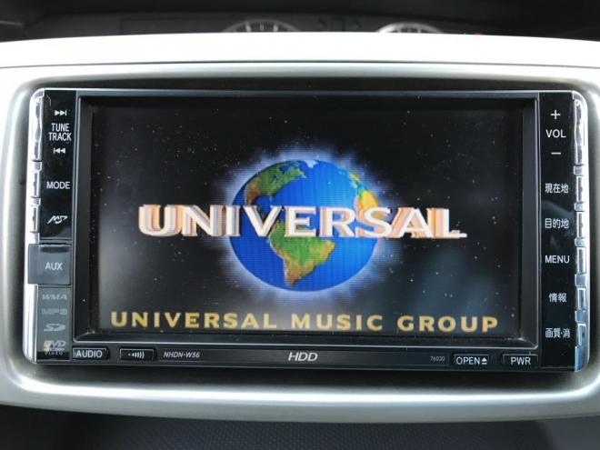 ヴォクシーZ煌　☆特別限定車☆　純正HDDナビ（ミュージックサーバー・DVD再生可）　バックカメラ　両側パワースライドドア　S-HOLD15インチAW　４WDオートモードスイッチ　ステアリングシフト　タイミングチェーン　キーレス　HID　カタログ燃費１３．２ｋｍ／L　4WD 2000 5Dr