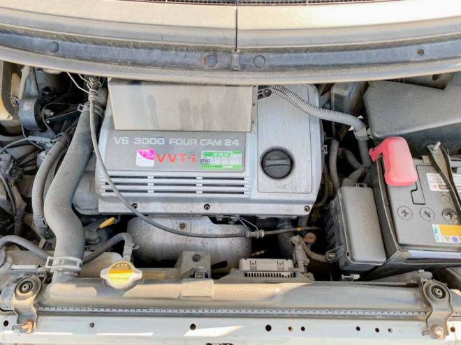エスティマアエラス　４ＷＤ　禁煙車　寒冷地仕様　１年保証