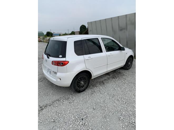 デミオ1.3カジュアル e-4WD 4WD 1300 5Dr