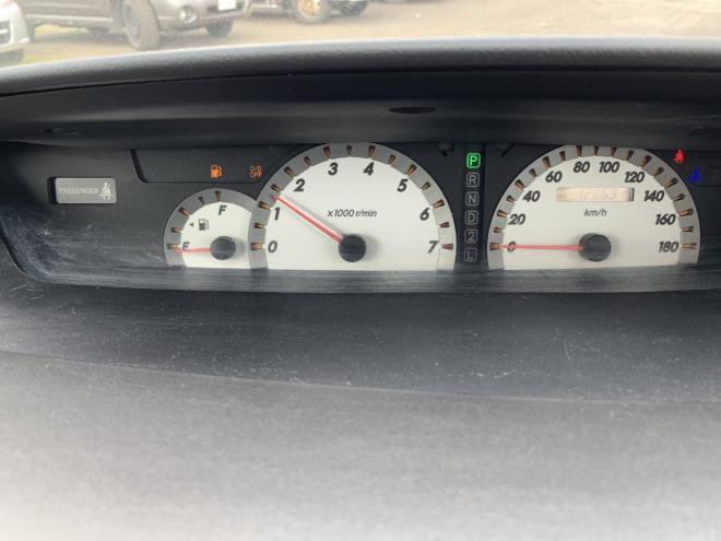 ヴォクシー2.0Z煌? 4WD 4WD 2000 5Dr