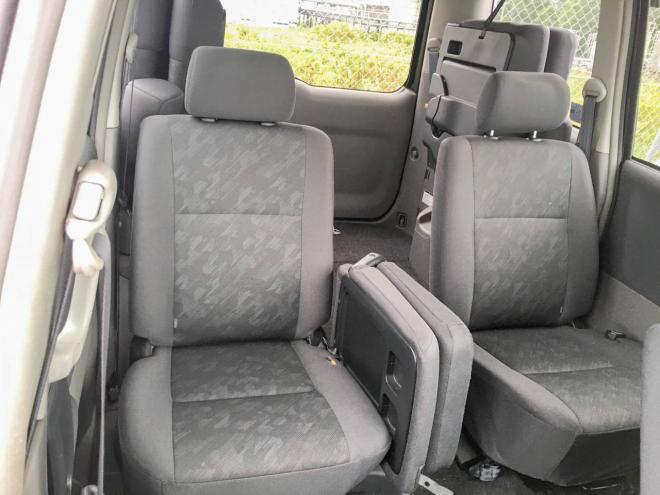 ノアＳ Ｖセレクション　４ＷＤ　禁煙車　寒冷地仕様　１年保証 ナビ　ETC