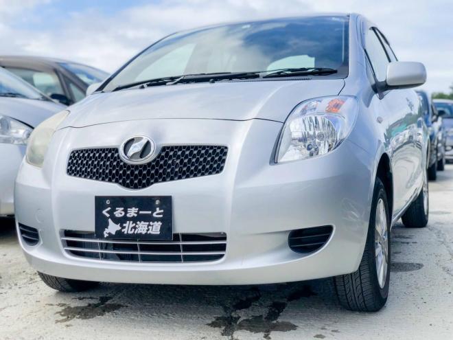 ヴィッツＦ ４ＷＤ　禁煙車　寒冷地仕様　１年保証