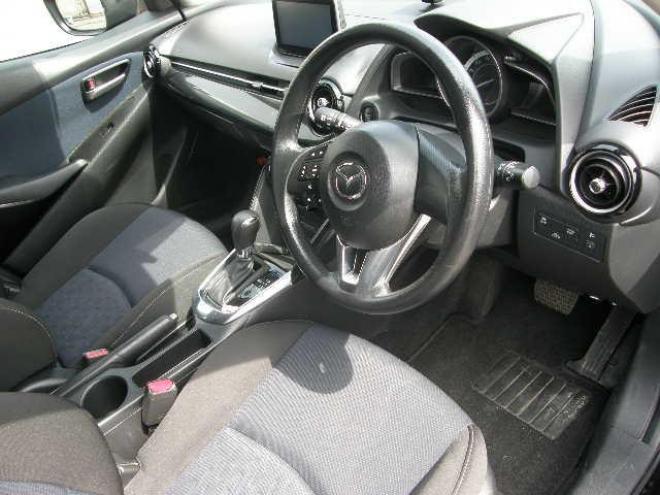 デミオＸＤ　４ＷＤ　Ｄターボ　プッシュスタート　純正ナビ　ＥＴＣ 4WD 1500(D) 5Dr