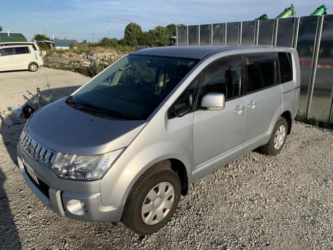 デリカD:5 2.4M 4WD 4WD 2400 5Dr