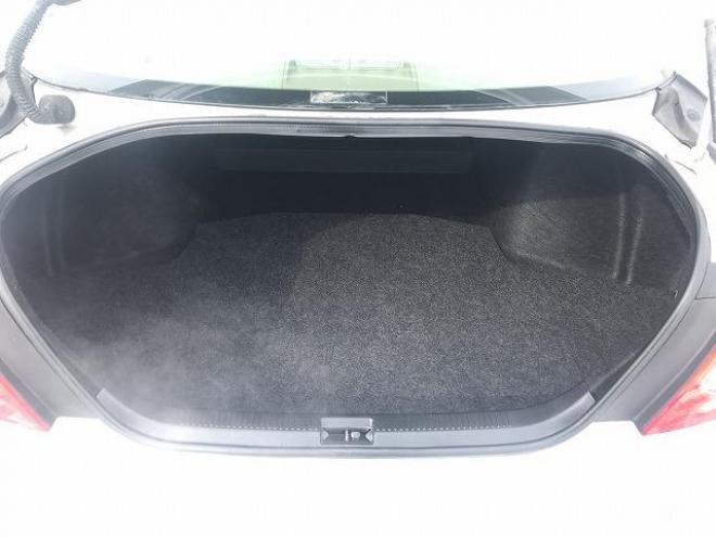 マークX250G Four Fパッケージ　純正ナビ　バックカメラ　ステアリングリモコン　オートライト　ユピテル製エンジンスターター　純正１６インチＡＷ　フォグランプ　ＥＴＣ　タイミングチェーン　カタログ燃費１１．０ｋｍ／Ｌ　4WD 2500 5Dr